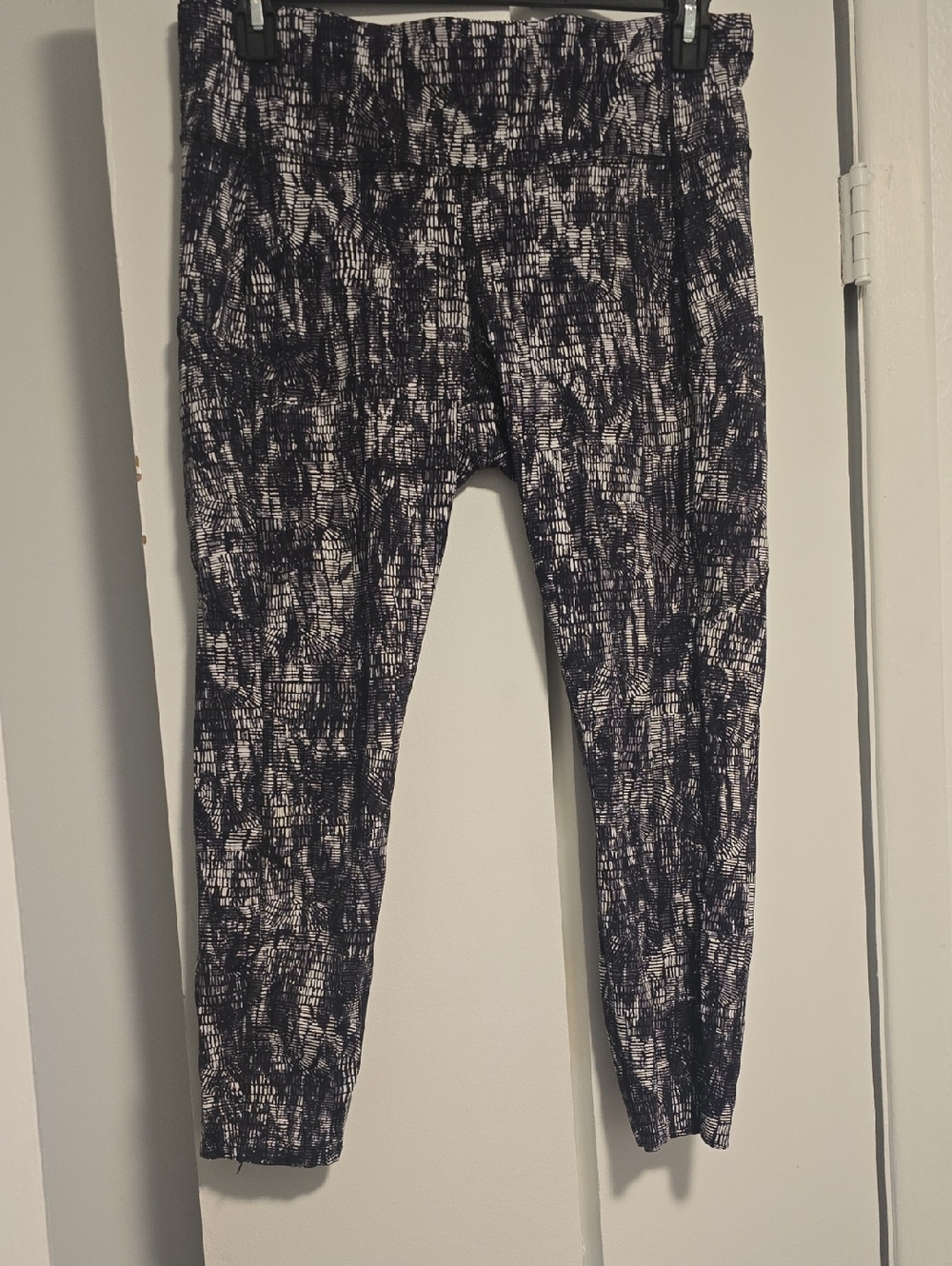 Lululemon Align Leggings with pockets